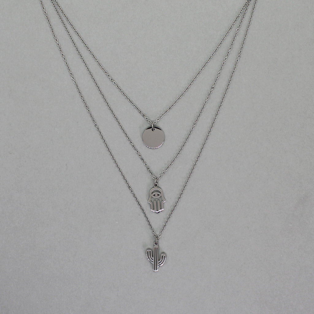 Cadena silver triple cactus mano y boton