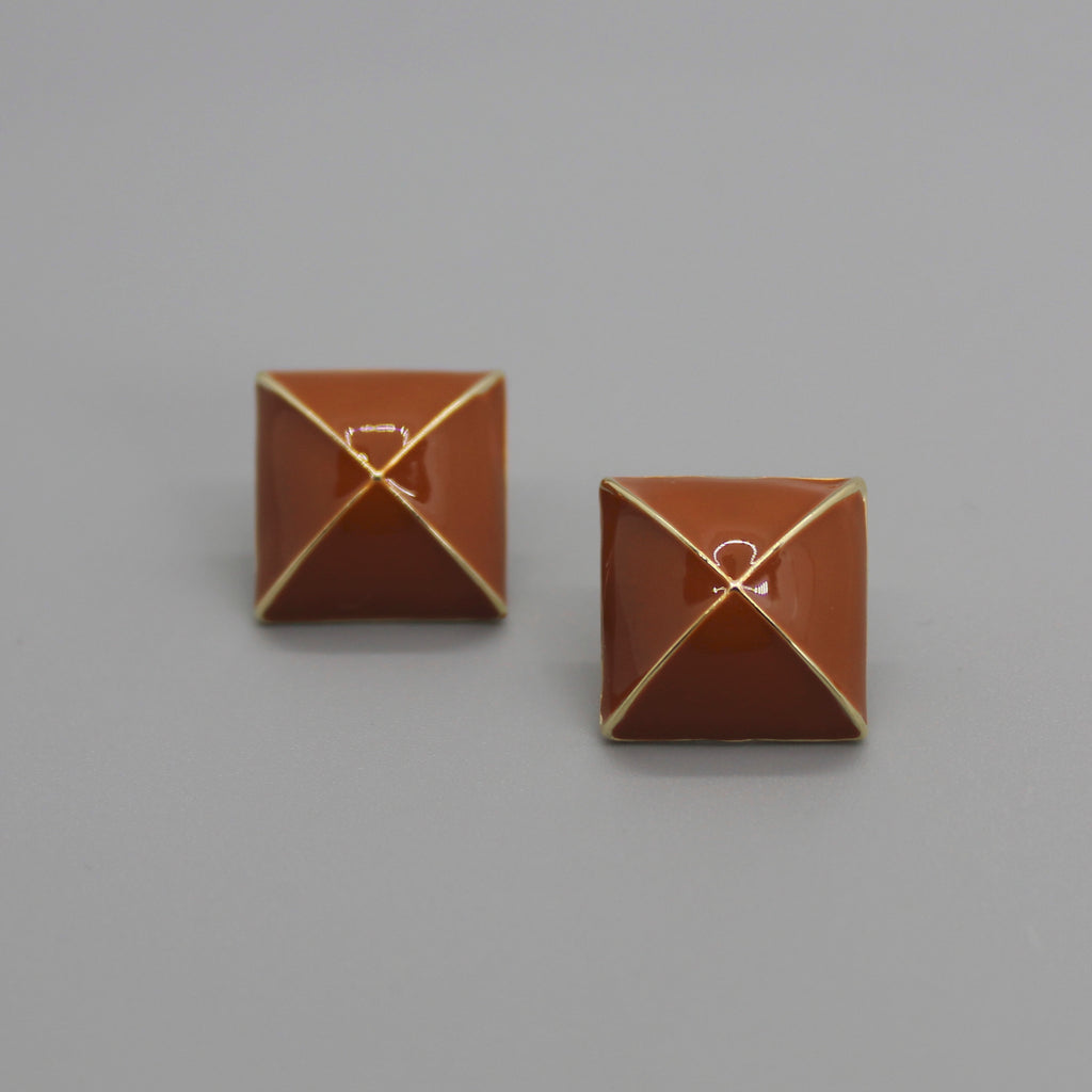 Pendientes piramide marron